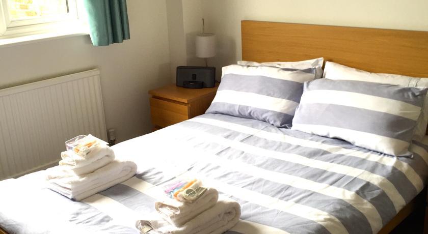 36 Heritage House Kington  Quarto foto